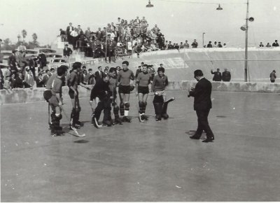 L’equip del CE Vendrell, després de guanyar al CP Calafell - I